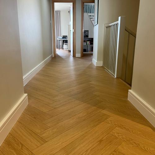 English Oak 5mm LVT Herringbone